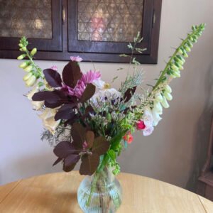 Happy Friday: Empress of the Evening